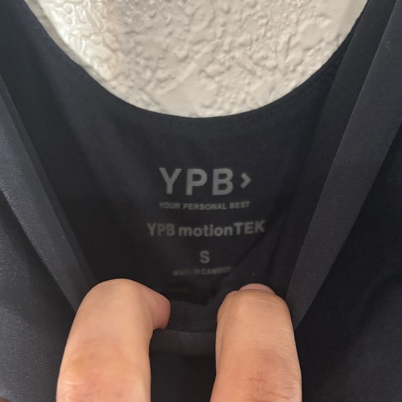 Abercrombie & Fitch Black  ypb sports - Picture 2 of 6